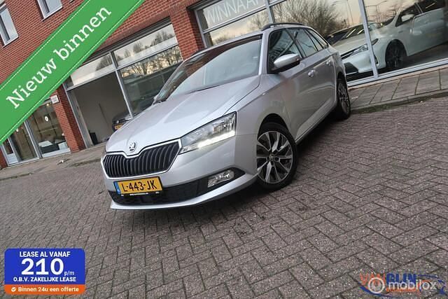 Grijs Gebruikt 2021 Skoda Fabia Business Line Stationwagen | € 12.950 (Goede deal) - Afbeelding 1/4