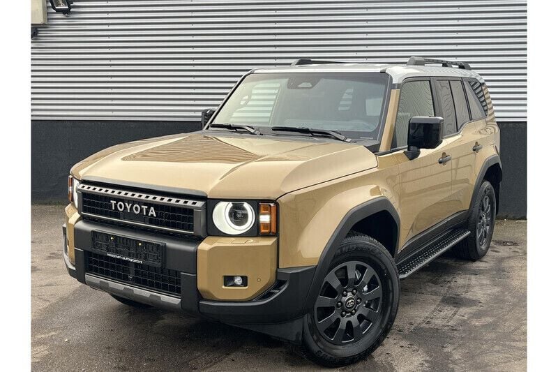 Grijs Gebruikt 2024 Toyota Land Cruiser Edition SUV | € 93.602 (Duur) - Afbeelding 1/1