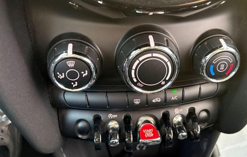 Occasion Mini Cooper Business 136 PK (100 kW) 2016 Wit Hatchback