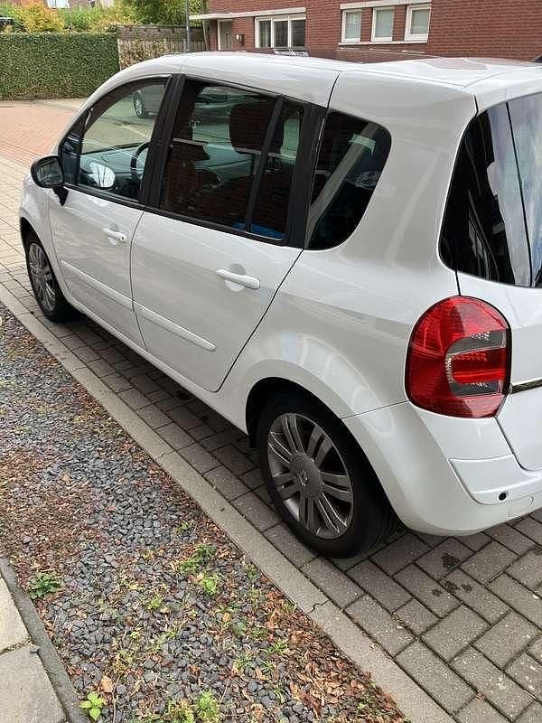Occasion Renault Grand Modus Night&Day 111 PK (81 kW) 2012 Wit MPV