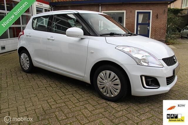 Occasion Suzuki Swift Exclusive 94 PK (69 kW) 2015 Wit (metallic) Hatchback