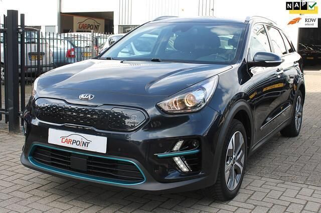 Zwart Gebruikt 2020 Kia e-Niro SUV | € 17.395 (Super prijs) - Afbeelding 1/4