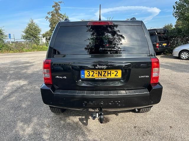 Occasion Jeep Patriot Limited 170 PK (125 kW) 2011 Zwart (metallic) SUV