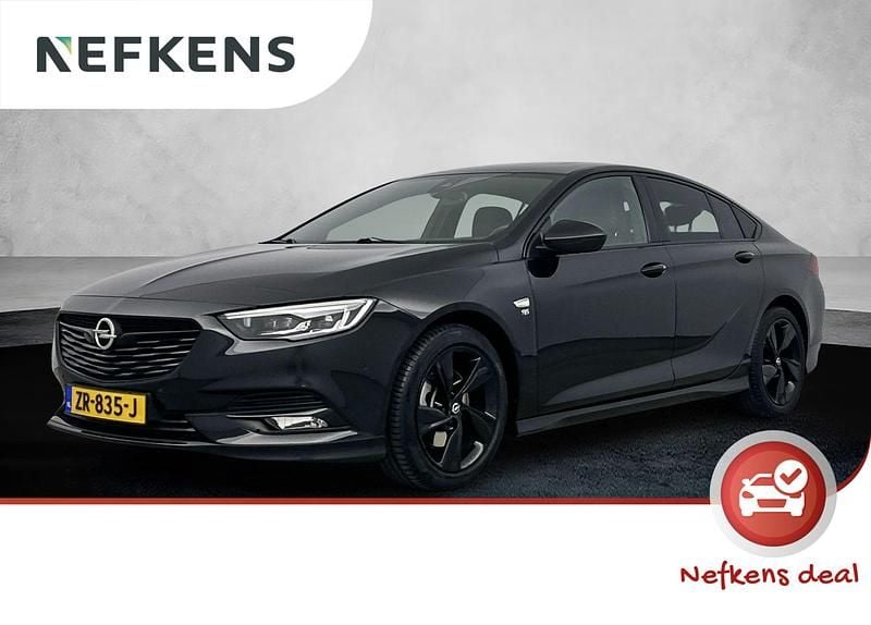 Zwart Gebruikt 2019 Opel Insignia Exklusiv Hatchback | € 25.425 (Eerlijke prijs) - Afbeelding 1/4