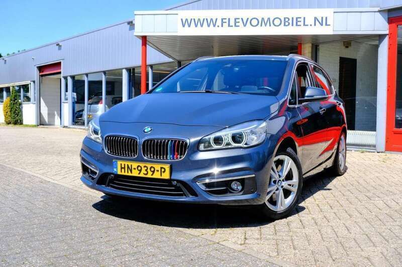 Grijs, metallic lak Gebruikt 2015 BMW 225 Active Tourer Comfort Edition MPV | € 13.450 (Iets duurder) - Afbeelding 1/4
