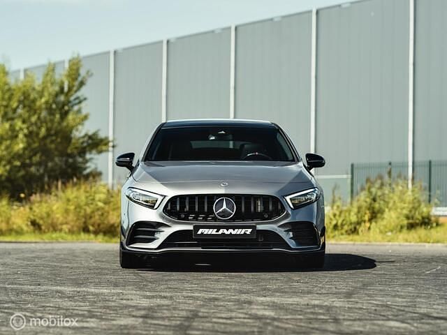 Occasion Mercedes A35 AMG AMG 306 PK (225 kW) 2022 Grijs Hatchback