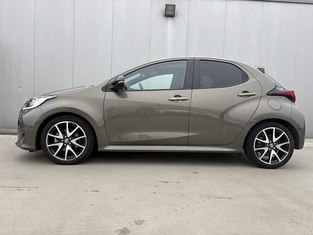 Occasion Toyota Yaris Hybrid Executive 80 PK (58 kW) 2021 Groen Hatchback