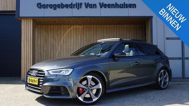 Grijs Gebruikt 2017 Audi A3 Sportback Proline Hatchback | € 28.950 (Duur) - Afbeelding 1/4