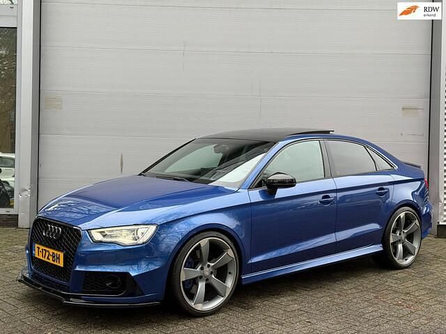 Blauw (metallic) Gebruikt 2015 Audi S3 Proline Sedan | € 23.449 (Super prijs) - Afbeelding 1/4