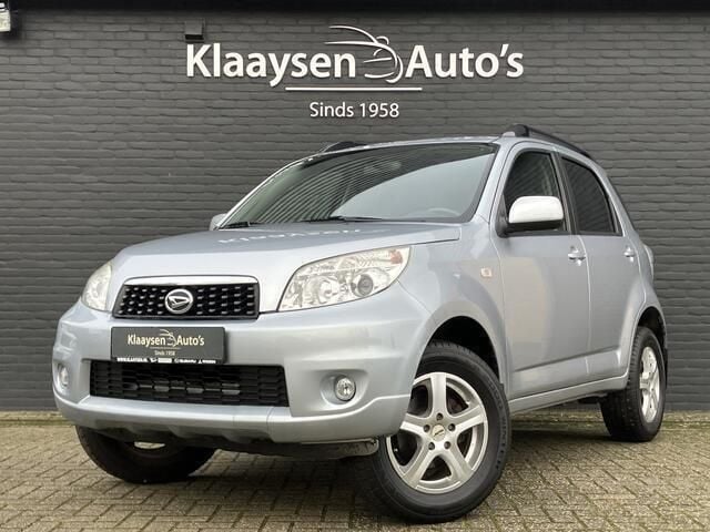 Zilver Gebruikt 2012 Daihatsu Terios SUV | € 11.450 (Iets duurder) - Afbeelding 1/4