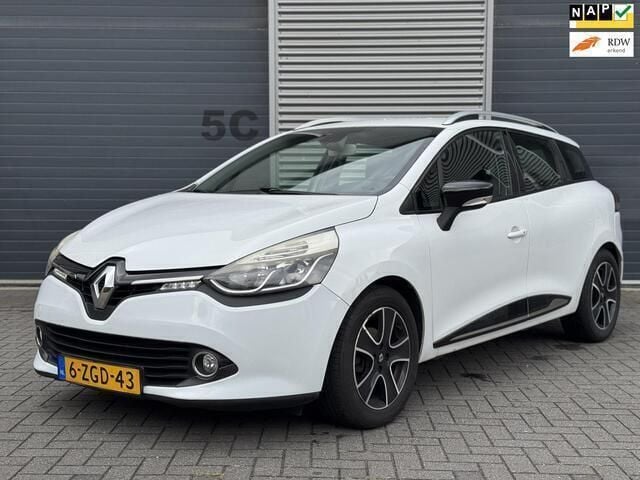 Wit Gebruikt 2015 Renault Clio GrandTour Dynamique Stationwagen | € 2.750 (Super prijs) - Afbeelding 1/4