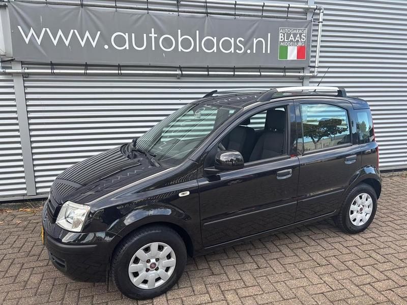 Hatchback Gebruikt 2011 Fiat Panda Hatchback | € 5.950 - Afbeelding 1/4