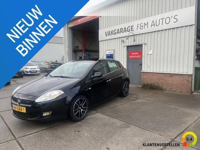 Zwart Gebruikt 2008 Fiat Bravo Emotion Hatchback | € 3.450 (Iets duurder) - Afbeelding 1/4