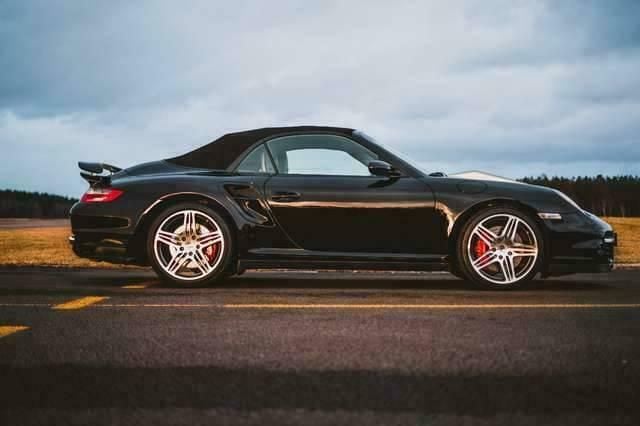 Zwart Gebruikt 2007 Porsche 997 Chrono Cabriolet | € 74.990 - Afbeelding 1/4