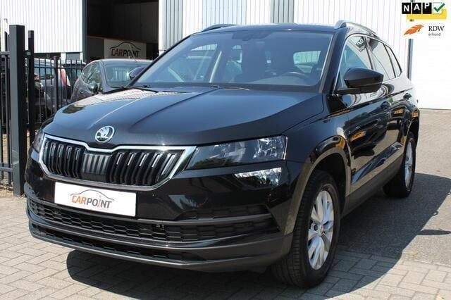 Zwart Gebruikt 2021 Skoda Karoq Business Line SUV | € 24.495 (Super prijs) - Afbeelding 1/4