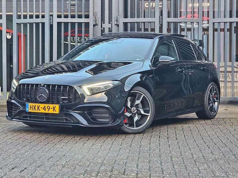 Zwart Occasion 2022 Mercedes A45 AMG Premium Hatchback | € 54.950 (Eerlijke prijs) - Afbeelding 1/4