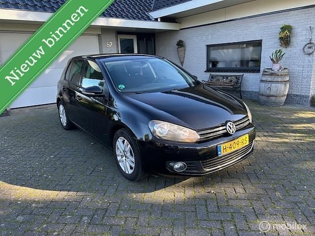 Zwart Gebruikt 2012 VW Golf VII Highline Hatchback | € 5.995 (Super prijs) - Afbeelding 1/4