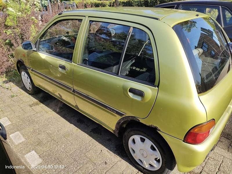 Groen Gebruikt 1999 Subaru Vivio Hatchback | € 1.600 - Afbeelding 1/4