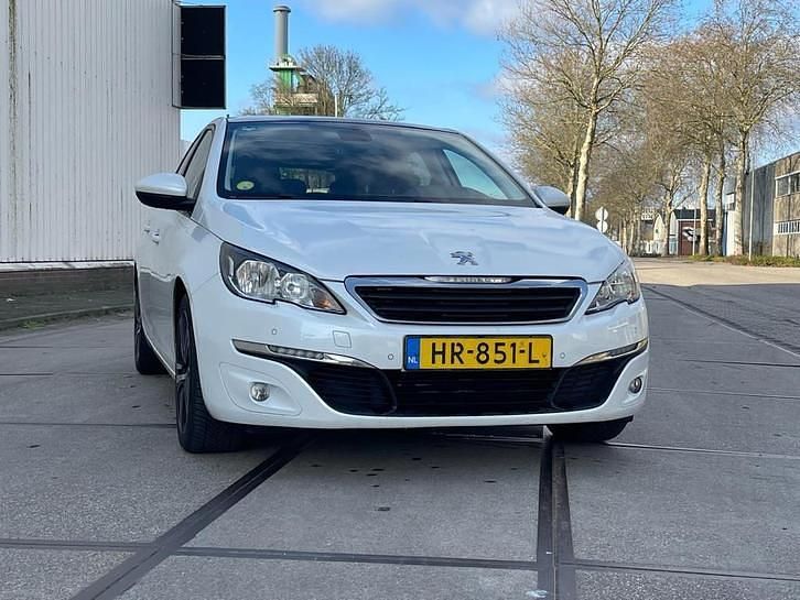 Occasion Peugeot 308 SW 120 PK (88 kW) 2015 Wit Stationwagen