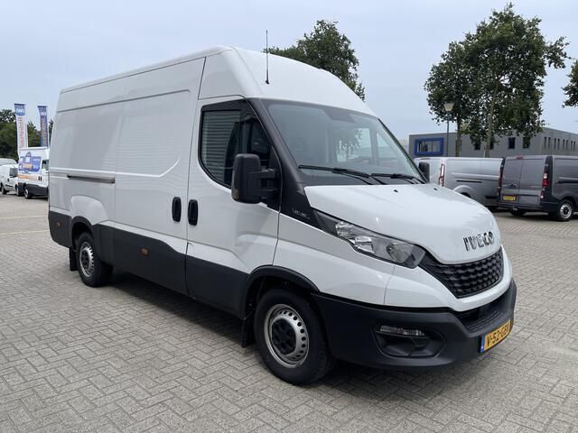 Occasion Iveco Daily 156 PK (114 kW) 2021 Wit Van