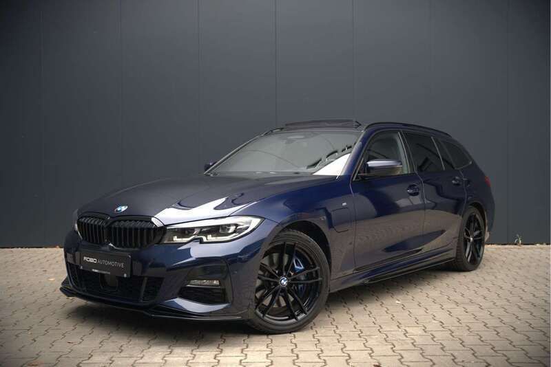 Blauw Gebruikt 2020 BMW 330e Executive Stationwagen | € 37.840 (Eerlijke prijs) - Afbeelding 1/4