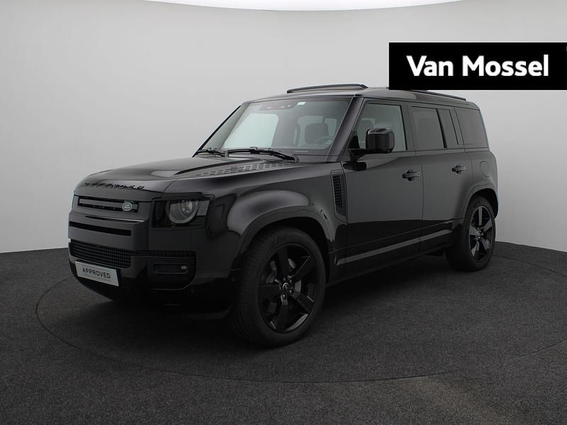 Zwart Gebruikt 2025 Land Rover Defender Black Edition SUV | € 102.940 (Eerlijke prijs) - Afbeelding 1/4