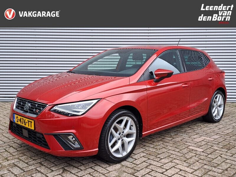 Rood Gebruikt 2023 Seat Ibiza Business Hatchback | € 17.495 (Goede deal) - Afbeelding 1/4