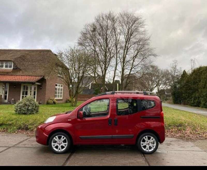 Bruin Gebruikt 2009 Fiat Qubo Dynamic MPV | € 2.950 (Eerlijke prijs) - Afbeelding 1/4