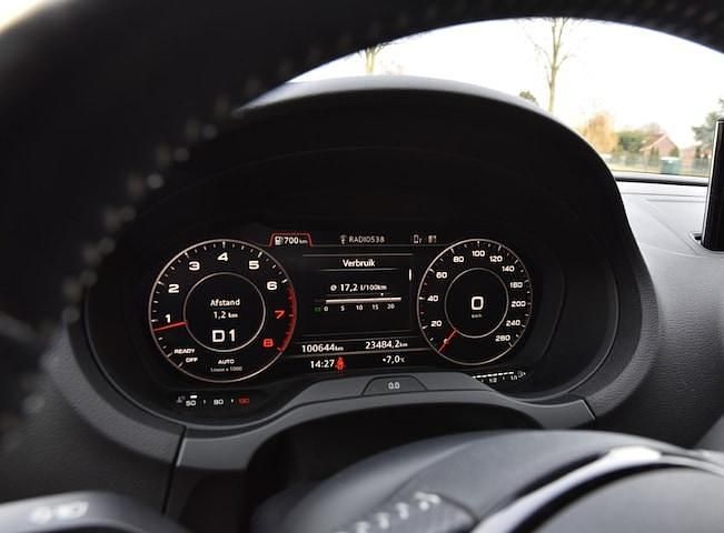 Occasion Audi A3 Sportback S-Line 2017 Grijs Hatchback