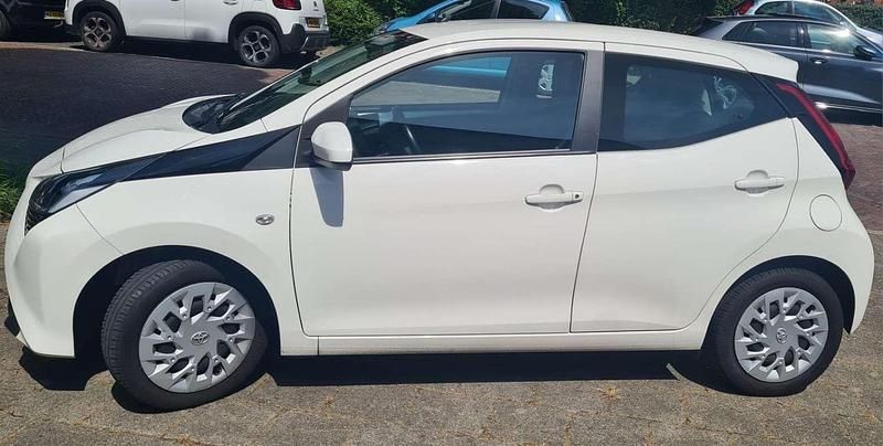 Occasion Toyota Aygo X-play 72 PK (52 kW) 2019 Wit Hatchback