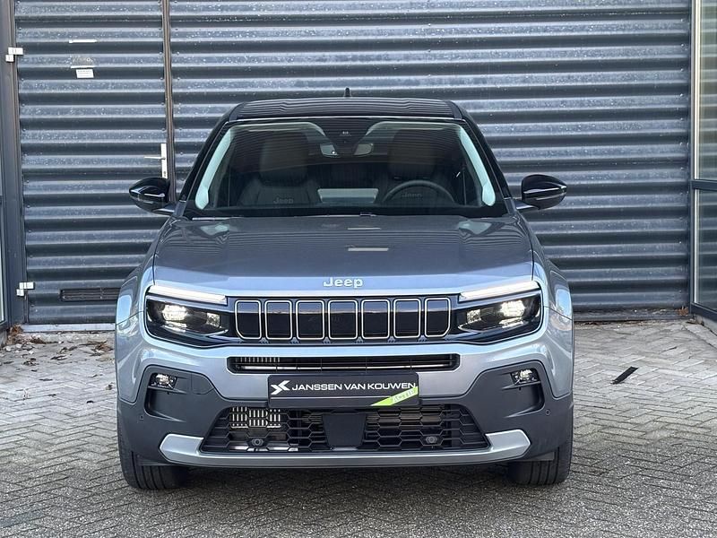 Nieuw Jeep Avenger Summit 110 PK (80 kW) 2026 Grijs SUV