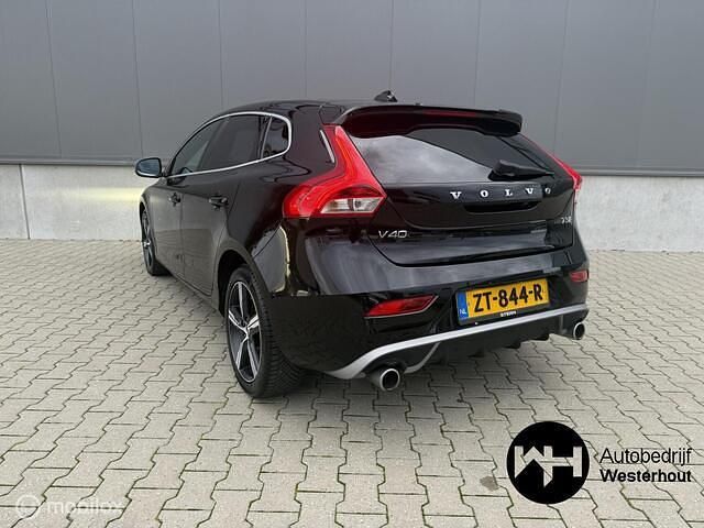 Occasion Volvo V40 152 PK (111 kW) 2019 Zwart Hatchback