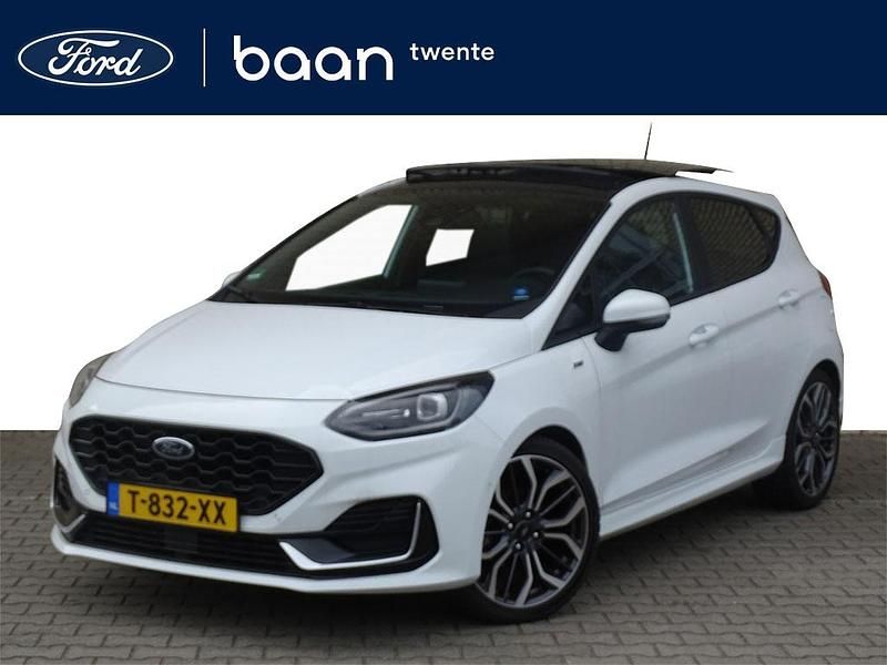 Wit Gebruikt 2023 Ford Fiesta Vignale Hatchback | € 24.400 (Iets duurder) - Afbeelding 1/4