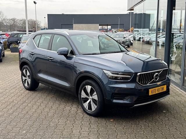 Occasion Volvo XC40 Inscription 129 PK (94 kW) 2022 Blauw SUV