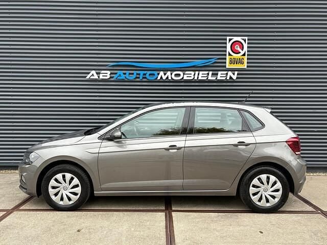 Grijs Gebruikt 2020 VW Polo Comfortline Hatchback | € 10.950 (Goede deal) - Afbeelding 1/2