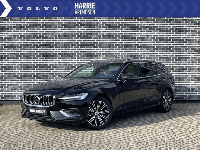 Zwart, metallic lak Gebruikt 2020 Volvo V60 Inscription Stationwagen | € 29.399 (Goede deal) - Afbeelding 1/4