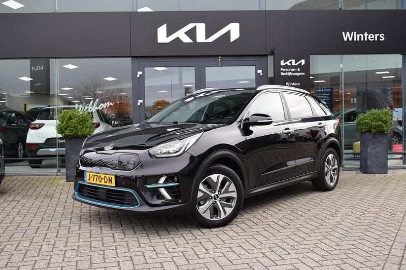 Zwart Gebruikt 2020 Kia e-Niro SUV | € 20.855 (Super prijs) - Afbeelding 1/4