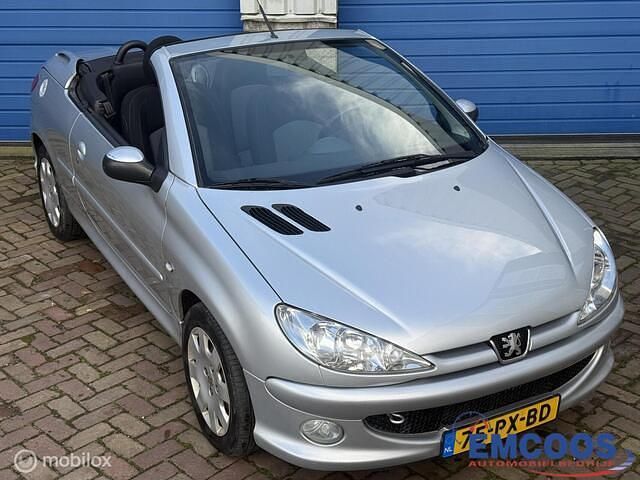 Occasion Peugeot 206 CC 109 PK (80 kW) 2005 Grijs Cabriolet