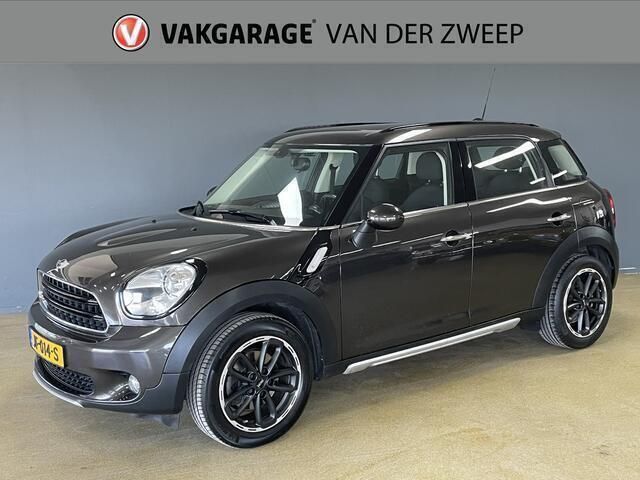 Bruin Gebruikt 2016 Mini One Countryman Pepper SUV | € 14.950 (Duur) - Afbeelding 1/4