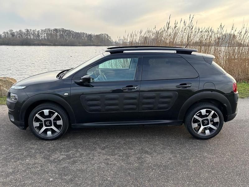 Occasion Citroën C4 Shine 82 PK (60 kW) 2015 Zwart SUV