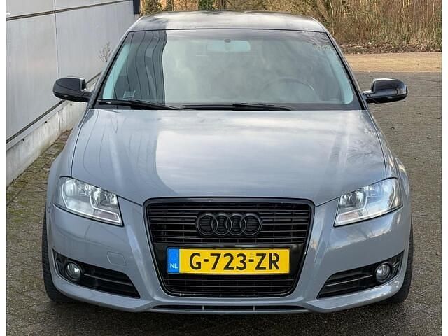 Occasion Audi A3 Ambiente 105 PK (77 kW) 2010 Grijs Hatchback