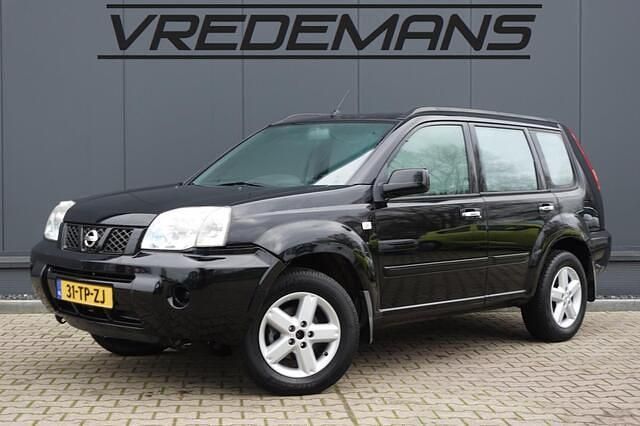 Zwart Gebruikt 2007 Nissan X-Trail SUV | € 1.750 - Afbeelding 1/4