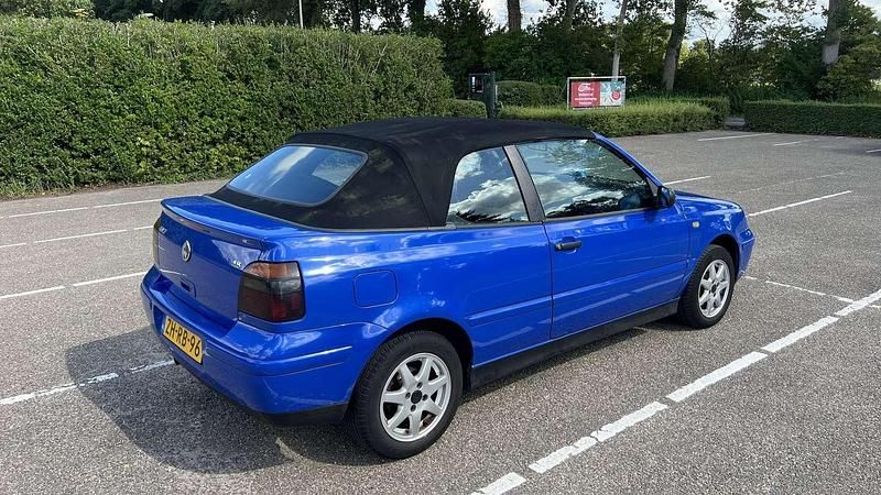 Occasion VW Golf Cabriolet Highline 90 PK (66 kW) 1999 Blauw Cabriolet