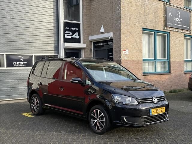 Zwart Gebruikt 2011 VW Touran Highline MPV | € 6.495 (Super prijs) - Afbeelding 1/4