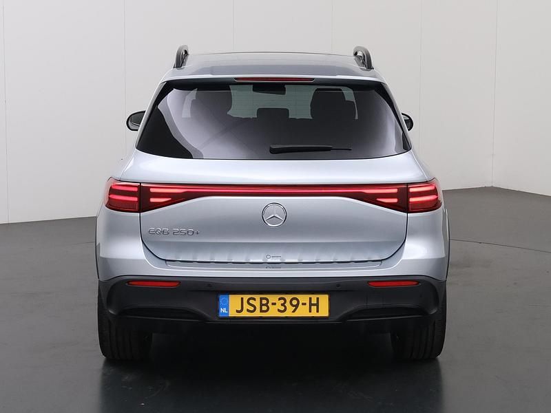 Nieuw Mercedes EQB250+ Business 139 kW (190 PK) 2025 Zilver SUV