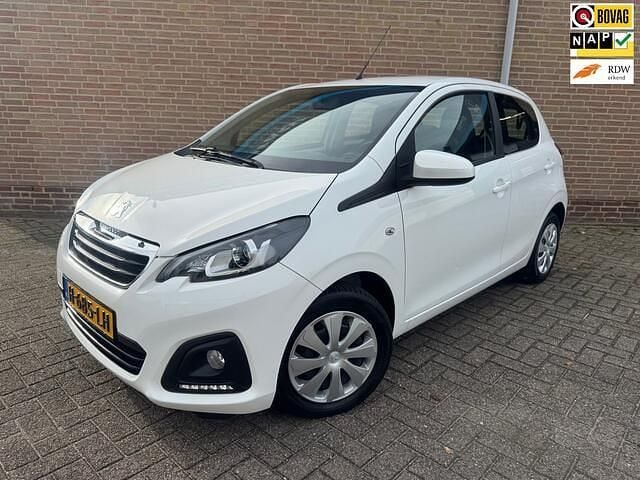 Wit Gebruikt 2020 Peugeot 108 Active Hatchback | € 8.850 (Eerlijke prijs) - Afbeelding 1/4