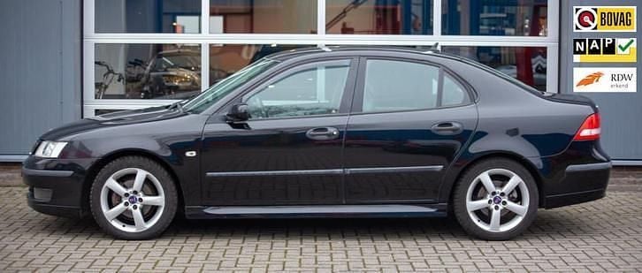 Occasion Saab 9-3 Vector 150 PK (110 kW) 2004 Zwart Sedan