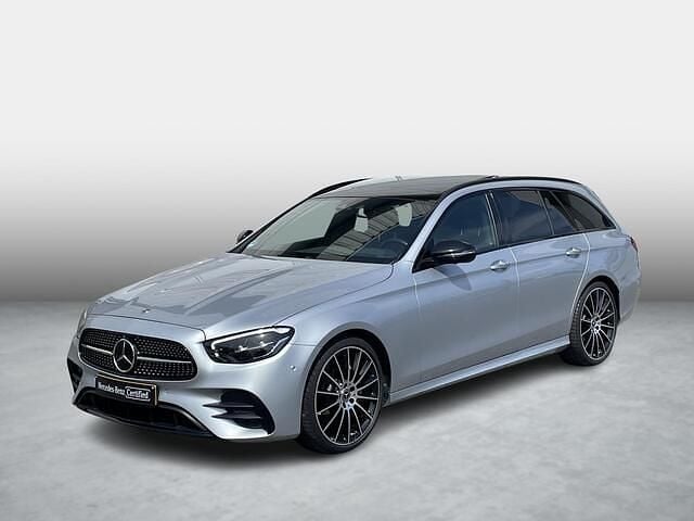 Zilver Occasion 2023 Mercedes 200 AMG Stationwagen | € 49.950 (Eerlijke prijs) - Afbeelding 1/4