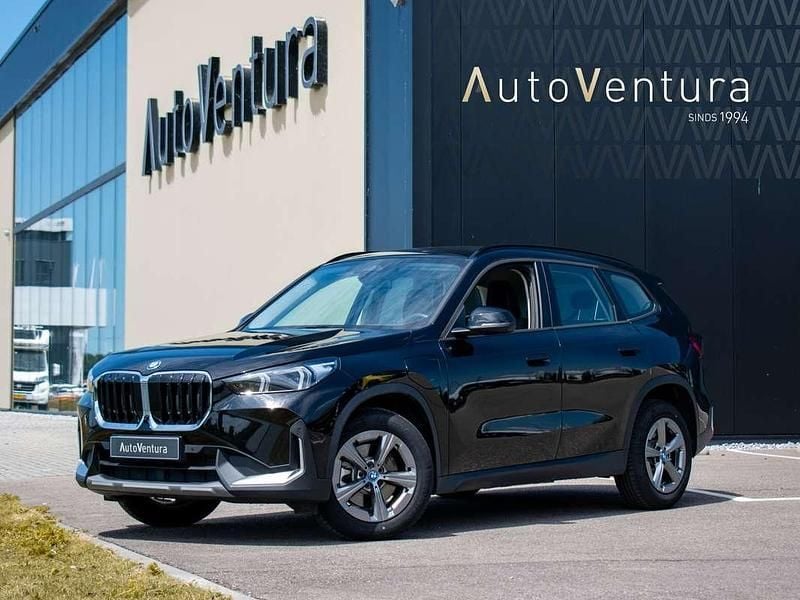 Zwart, metallic lak Gebruikt 2023 BMW X1 SUV | € 45.950 - Afbeelding 1/4