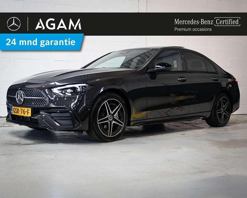 Grijs Gebruikt 2025 Mercedes C300e AMG Line Premium Plus Sedan | € 61.950 (Duur) - Afbeelding 1/4
